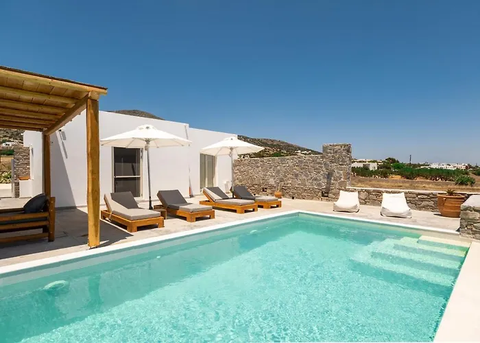 Cycladic Breeze Villa *