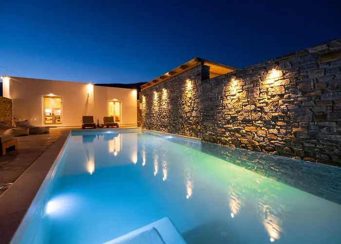 Cycladic Breeze Villa *
