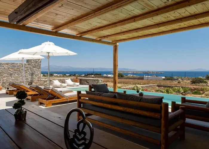 Cycladic Breeze Villa *